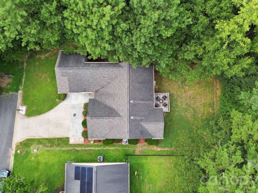 676 Continental Drive, Concord, NC 28025.  MLS# CAR4405169, YatesRealty ID 42223. 