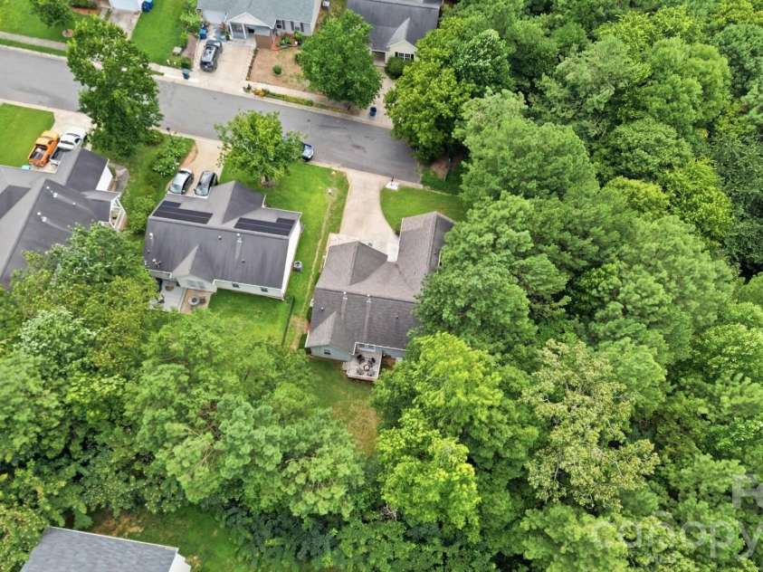 676 Continental Drive, Concord, NC 28025.  MLS# CAR4405169, YatesRealty ID 42223. 