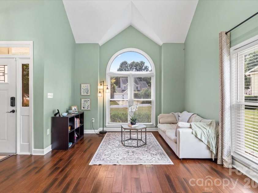 123 Southhaven Drive, Mooresville, NC 28117.  MLS# CAR4408328, YatesRealty ID 42224. 