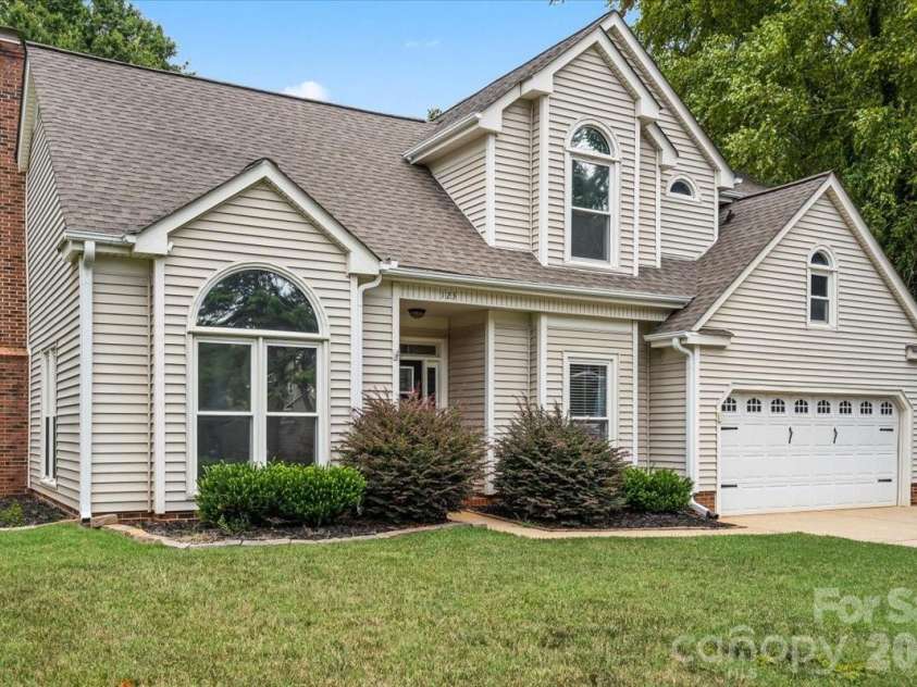 123 Southhaven Drive, Mooresville, NC 28117.  MLS# CAR4408328, YatesRealty ID 42224. 