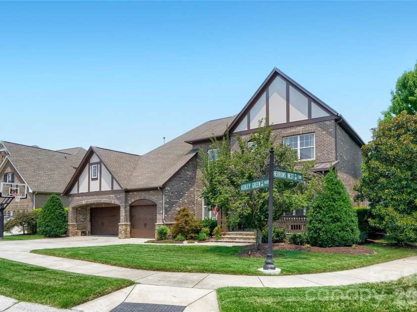 9604 Ashley Green Court, Concord, NC 28027.  MLS# CAR4408795, YatesRealty ID 42225. 
