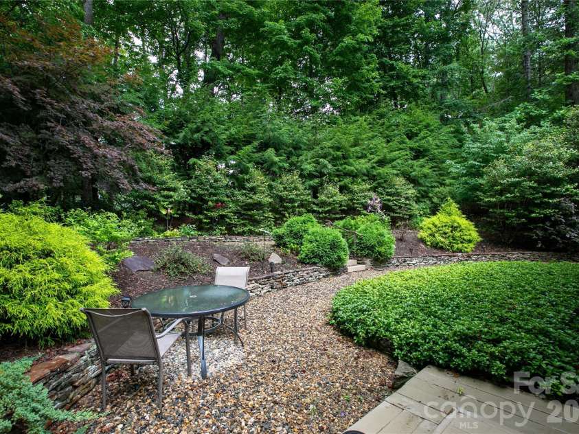 67 Autumn Glen Court, Brevard, NC 28712.  MLS# CAR4406977, YatesRealty ID 42228. 