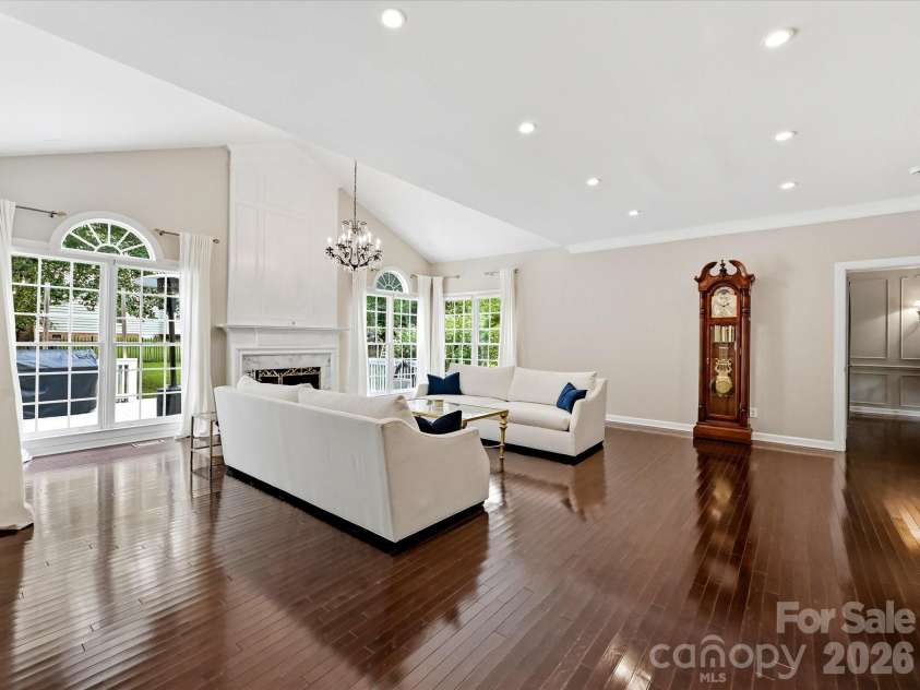2805 Peverell Lane, Charlotte, NC 28270.  MLS# CAR4409293, YatesRealty ID 42229. 