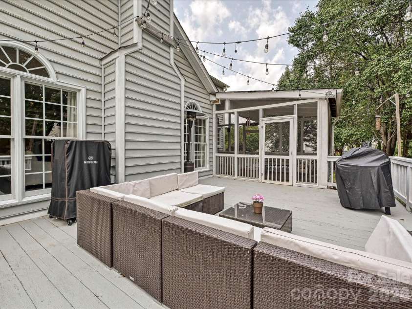2805 Peverell Lane, Charlotte, NC 28270.  MLS# CAR4409293, YatesRealty ID 42229. 