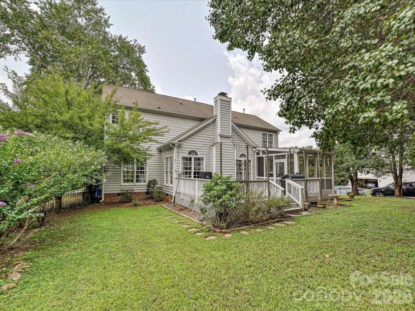 2805 Peverell Lane, Charlotte, NC 28270.  MLS# CAR4409293, YatesRealty ID 42229. 
