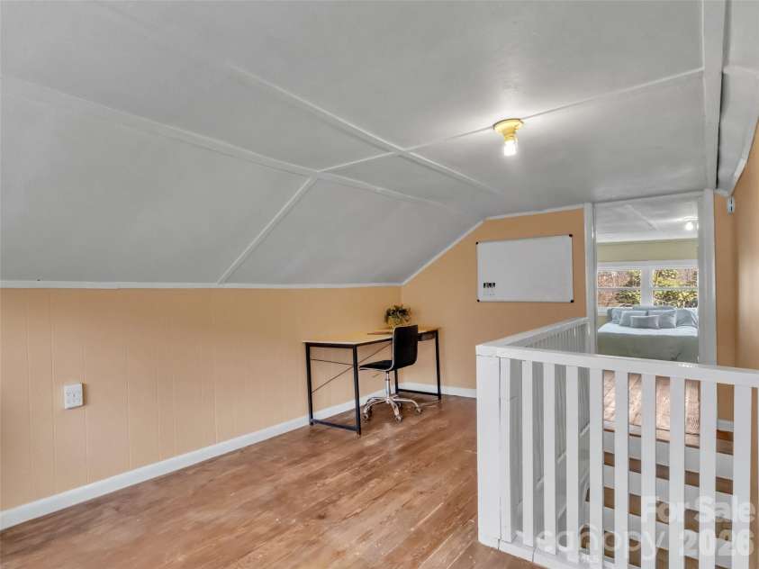 43 Melton Road, Candler, NC 28715.  MLS# CAR4354536, YatesRealty ID 4223. 