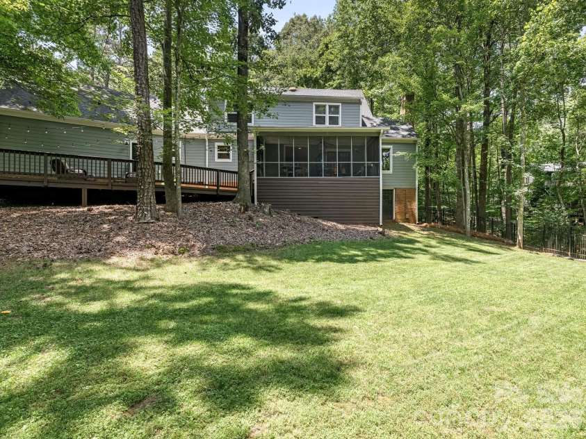 2712 Houston Branch Road, Charlotte, NC 28270.  MLS# CAR4409668, YatesRealty ID 42231. 