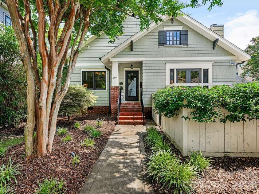 207 Towill Place, Charlotte, NC 28211.  MLS# CAR4411072, YatesRealty ID 42232. Front Exterior