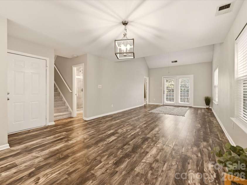 8810 Scotch Heather Way, Charlotte, NC 28277.  MLS# CAR4410151, YatesRealty ID 42238. 