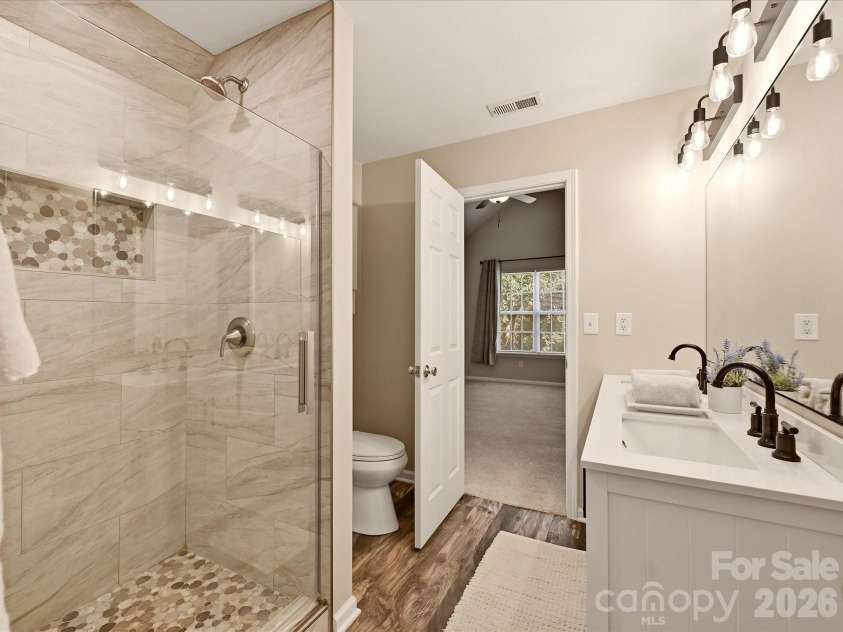 8810 Scotch Heather Way, Charlotte, NC 28277.  MLS# CAR4410151, YatesRealty ID 42238. 