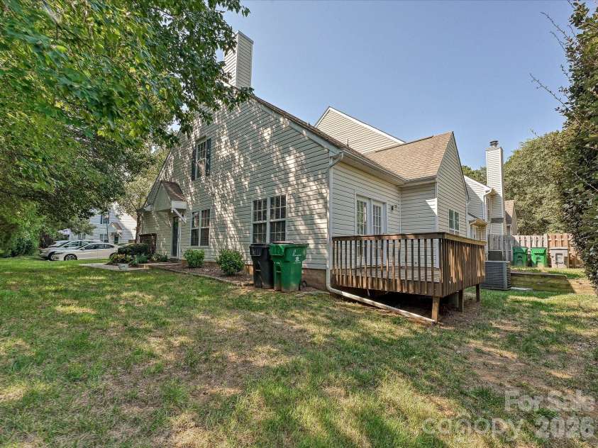 8810 Scotch Heather Way, Charlotte, NC 28277.  MLS# CAR4410151, YatesRealty ID 42238. 