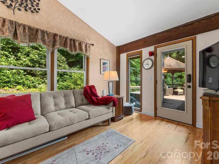 4 Timbersong Drive, Weaverville, NC 28787.  MLS# CAR4400757, YatesRealty ID 42239. Den with Deck Access