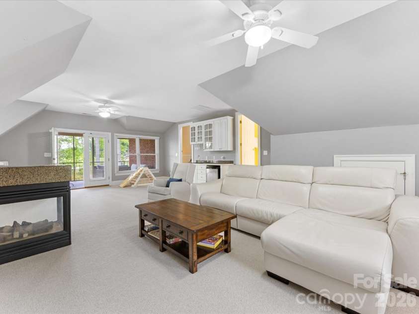 1200 Firethorne Club Drive, Waxhaw, NC 28173.  MLS# CAR4344341, YatesRealty ID 4224. 