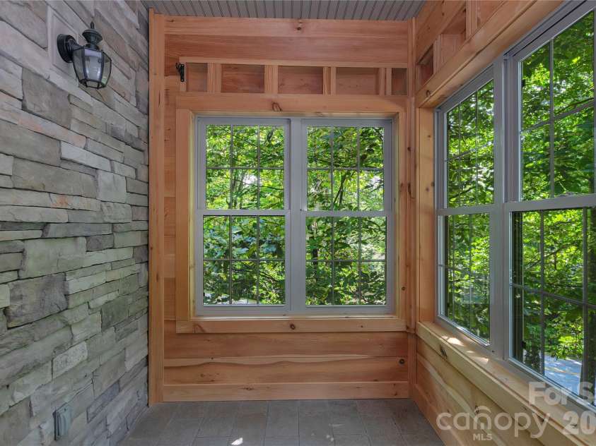 14 Isuhdavga Court, Brevard, NC 28712.  MLS# CAR4411344, YatesRealty ID 42240. 
