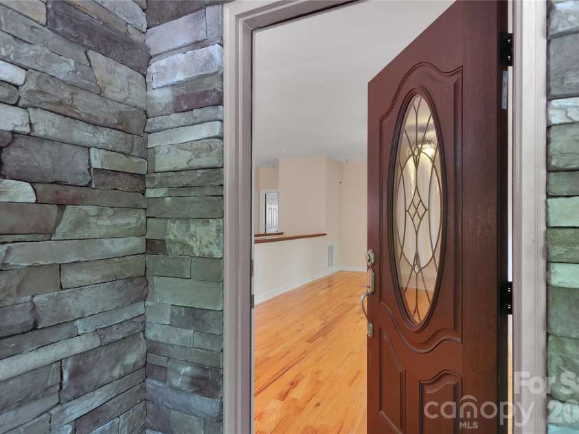 14 Isuhdavga Court, Brevard, NC 28712.  MLS# CAR4411344, YatesRealty ID 42240. 
