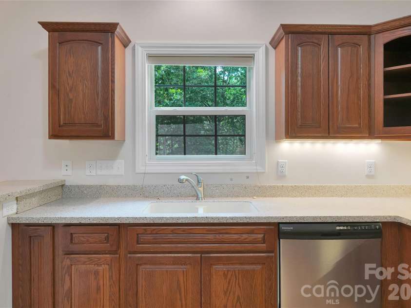 14 Isuhdavga Court, Brevard, NC 28712.  MLS# CAR4411344, YatesRealty ID 42240. 