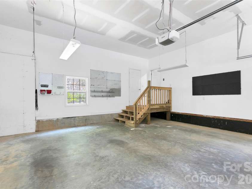 14 Isuhdavga Court, Brevard, NC 28712.  MLS# CAR4411344, YatesRealty ID 42240. 