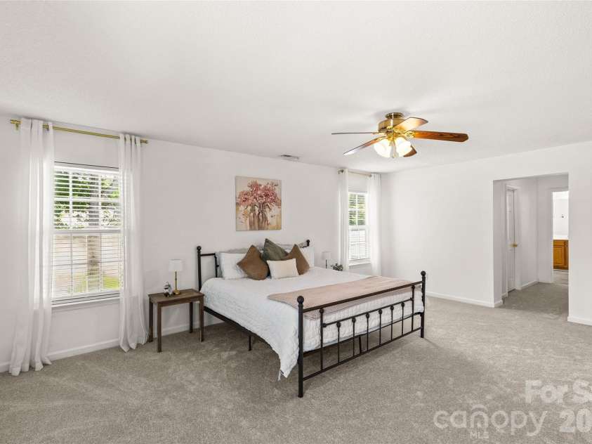 7835 Cornflower Commons Drive, Mint Hill, NC 28227.  MLS# CAR4399249, YatesRealty ID 42241. 
