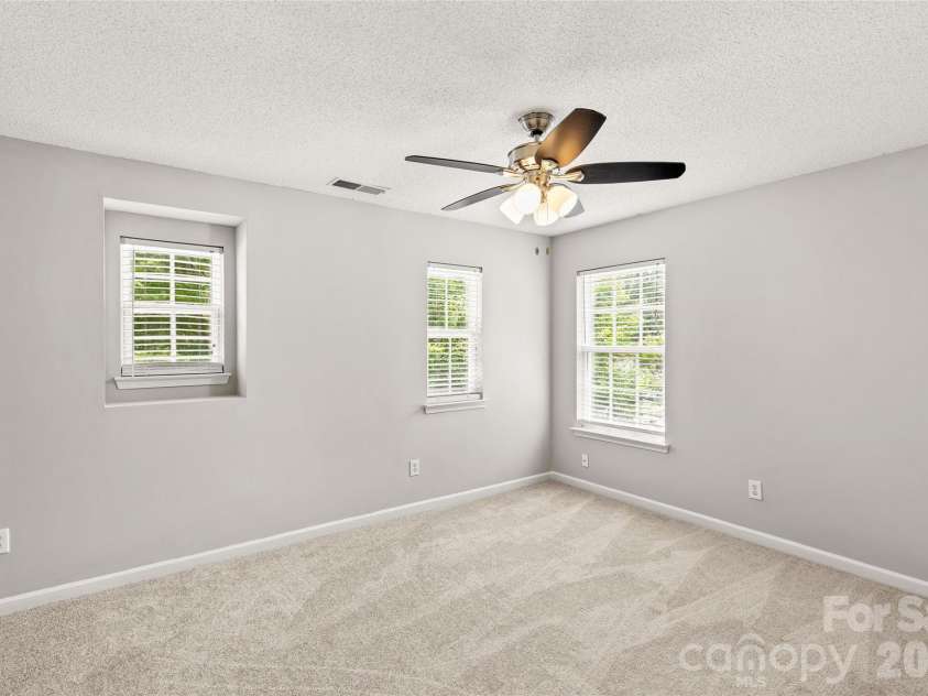 7835 Cornflower Commons Drive, Mint Hill, NC 28227.  MLS# CAR4399249, YatesRealty ID 42241. 