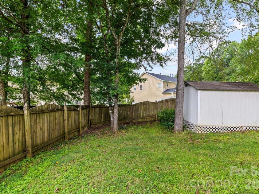 7835 Cornflower Commons Drive, Mint Hill, NC 28227.  MLS# CAR4399249, YatesRealty ID 42241. 