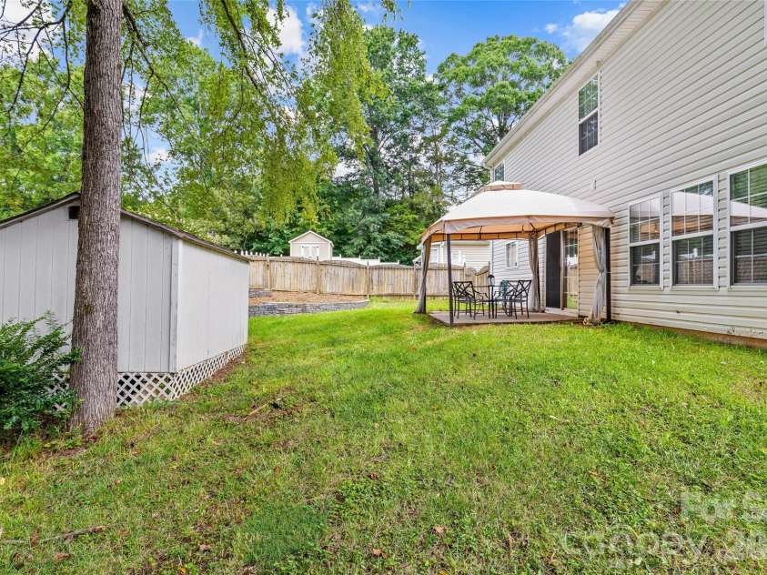 7835 Cornflower Commons Drive, Mint Hill, NC 28227.  MLS# CAR4399249, YatesRealty ID 42241. 