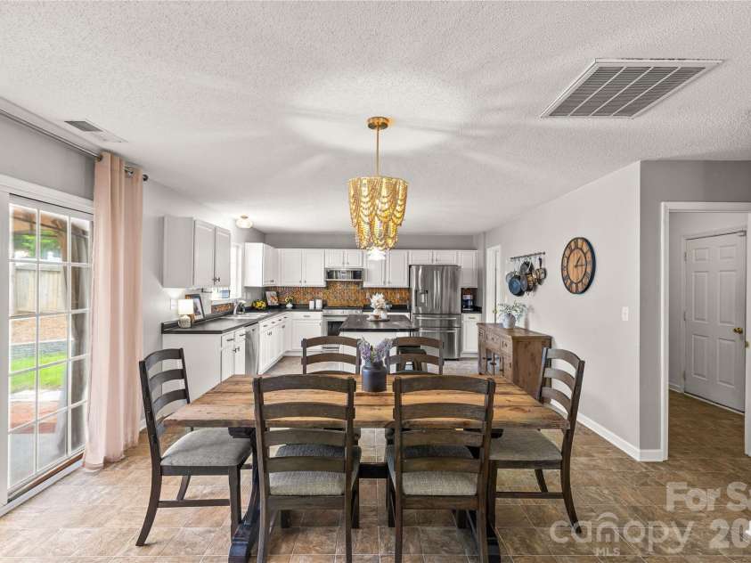 7835 Cornflower Commons Drive, Mint Hill, NC 28227.  MLS# CAR4399249, YatesRealty ID 42241. 