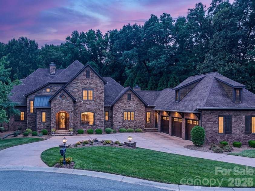 2320 Brawinal Court, Monroe, NC 28110.  MLS# CAR4402469, YatesRealty ID 42243. 