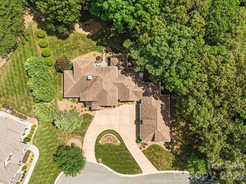 2320 Brawinal Court, Monroe, NC 28110.  MLS# CAR4402469, YatesRealty ID 42243. 