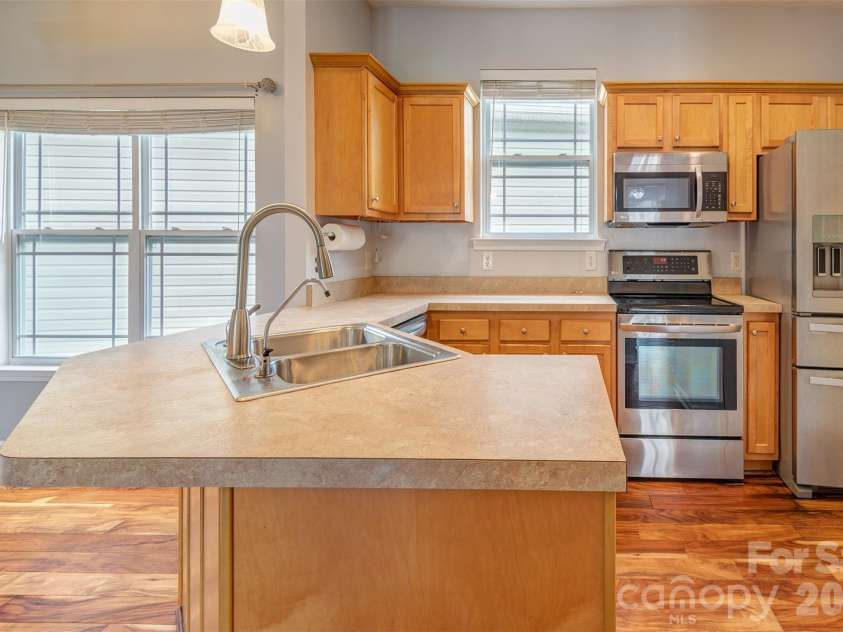 15 Mill Creek Loop, Asheville, NC 28806.  MLS# CAR4406752, YatesRealty ID 42245. 
