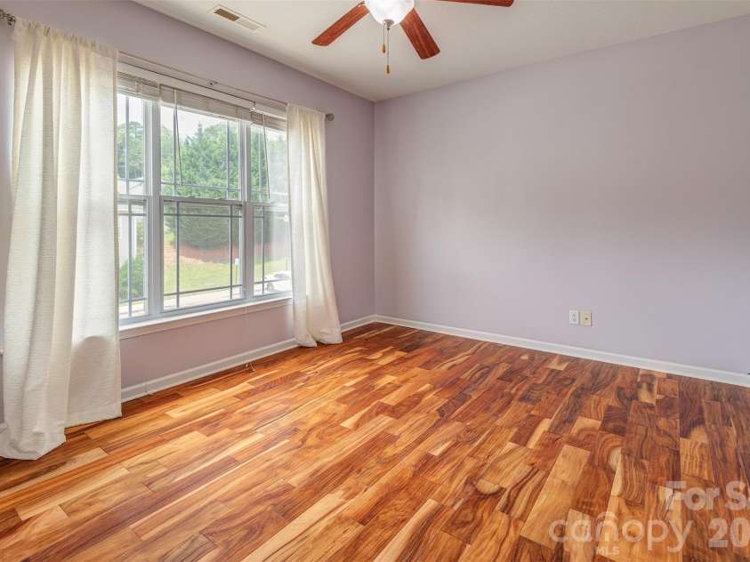 15 Mill Creek Loop, Asheville, NC 28806.  MLS# CAR4406752, YatesRealty ID 42245. 