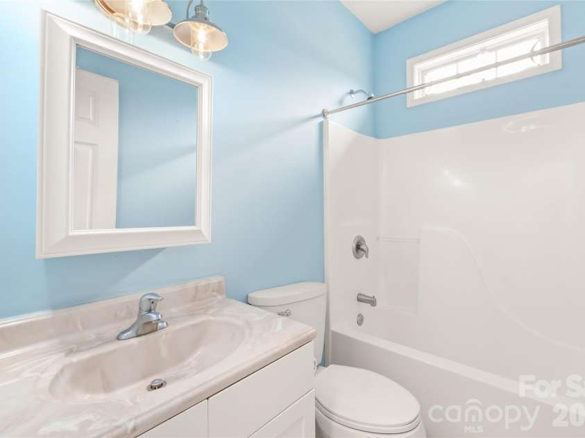 2352 Brooks Road, Chester, SC 29706.  MLS# CAR4411438, YatesRealty ID 42246. 2nd bathroom