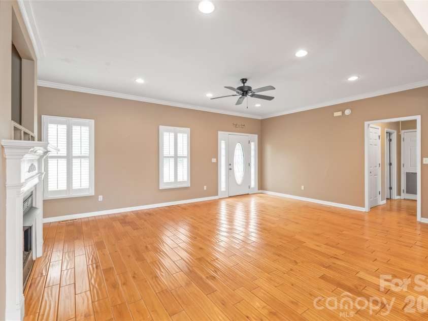 2352 Brooks Road, Chester, SC 29706.  MLS# CAR4411438, YatesRealty ID 42246. 