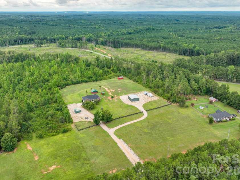 2352 Brooks Road, Chester, SC 29706.  MLS# CAR4411438, YatesRealty ID 42246. 