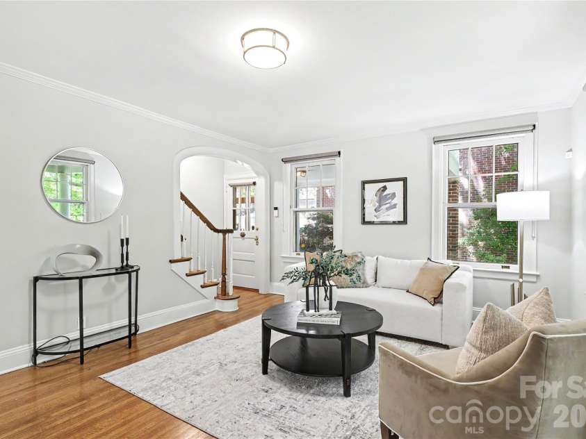 1620 Dilworth Road, Charlotte, NC 28203.  MLS# CAR4408701, YatesRealty ID 42248. 