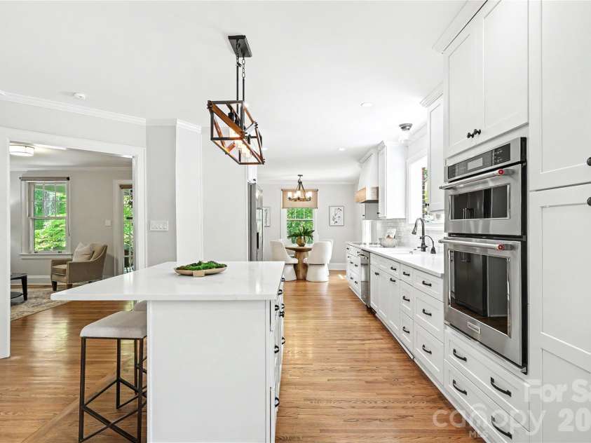 1620 Dilworth Road, Charlotte, NC 28203.  MLS# CAR4408701, YatesRealty ID 42248. 