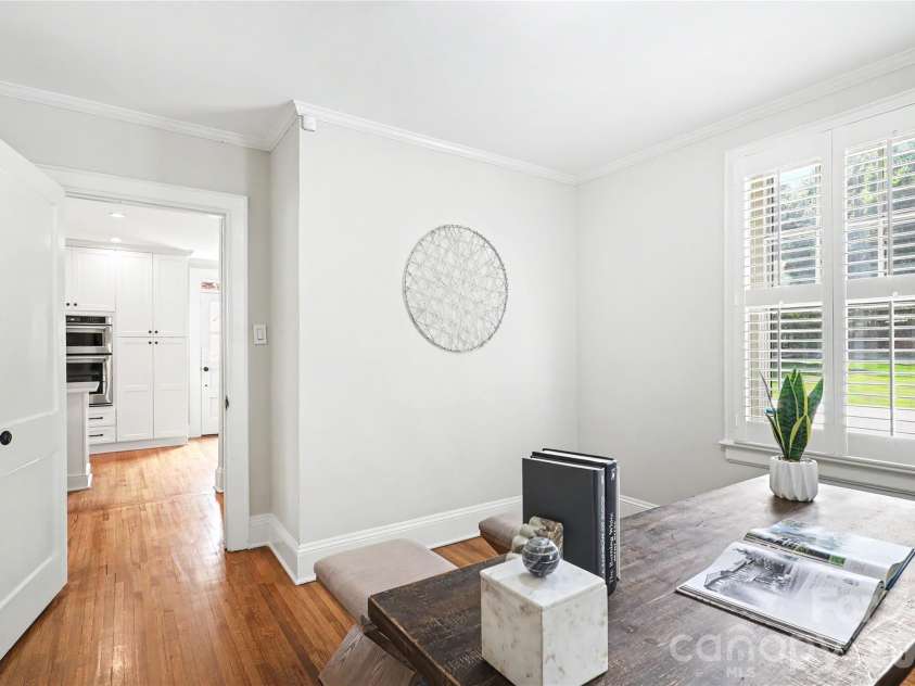 1620 Dilworth Road, Charlotte, NC 28203.  MLS# CAR4408701, YatesRealty ID 42248. 