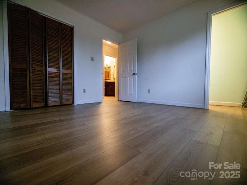 451 James Farm Road, Statesville, NC 28625.  MLS# CAR4329338, YatesRealty ID 4225. 