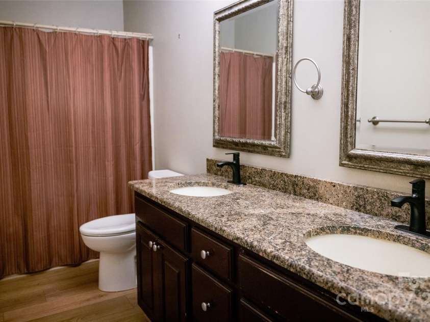 451 James Farm Road, Statesville, NC 28625.  MLS# CAR4329338, YatesRealty ID 4225. 