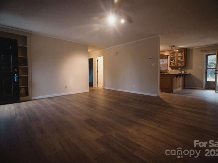 451 James Farm Road, Statesville, NC 28625.  MLS# CAR4329338, YatesRealty ID 4225. 