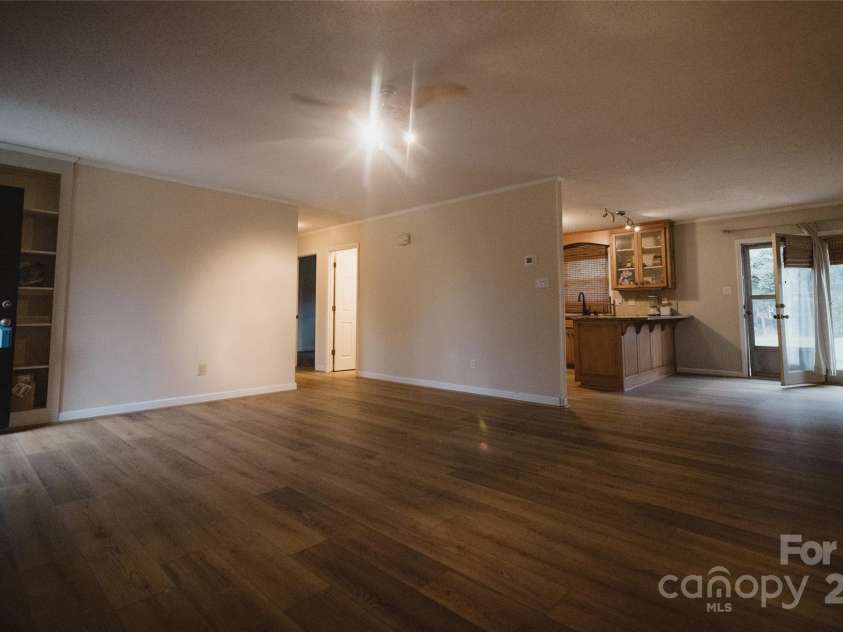 451 James Farm Road, Statesville, NC 28625.  MLS# CAR4329338, YatesRealty ID 4225. 