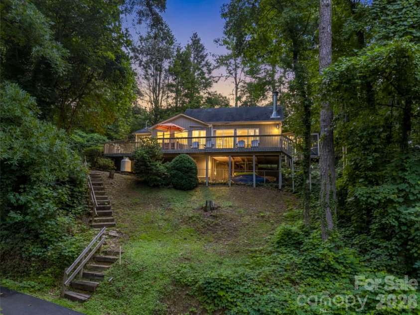 239 Havnaers Point, Lake Lure, NC 28746.  MLS# CAR4412193, YatesRealty ID 42250. 