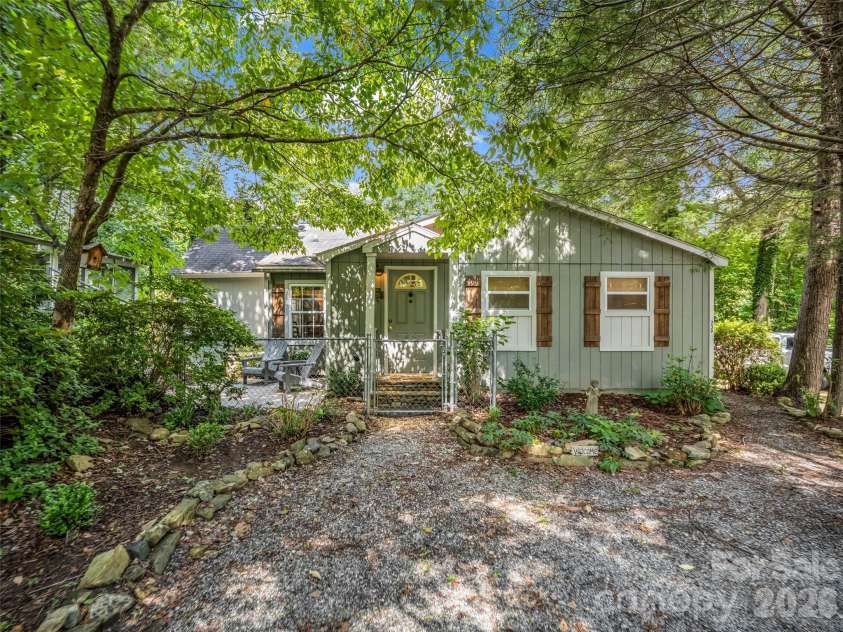 239 Havnaers Point, Lake Lure, NC 28746.  MLS# CAR4412193, YatesRealty ID 42250. 