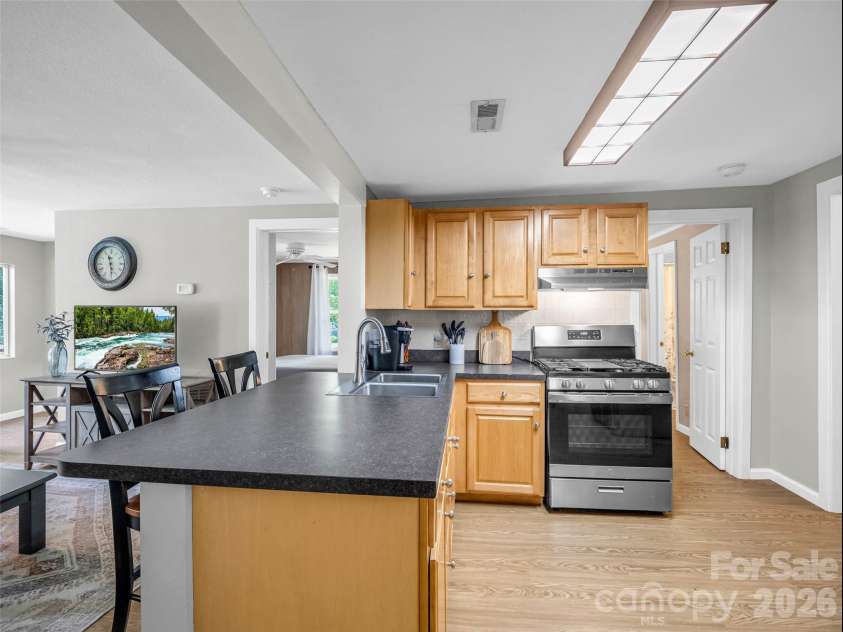 239 Havnaers Point, Lake Lure, NC 28746.  MLS# CAR4412193, YatesRealty ID 42250. 