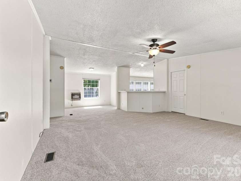 299 Sailwinds Road, Mooresville, NC 28115.  MLS# CAR4410637, YatesRealty ID 42251. 