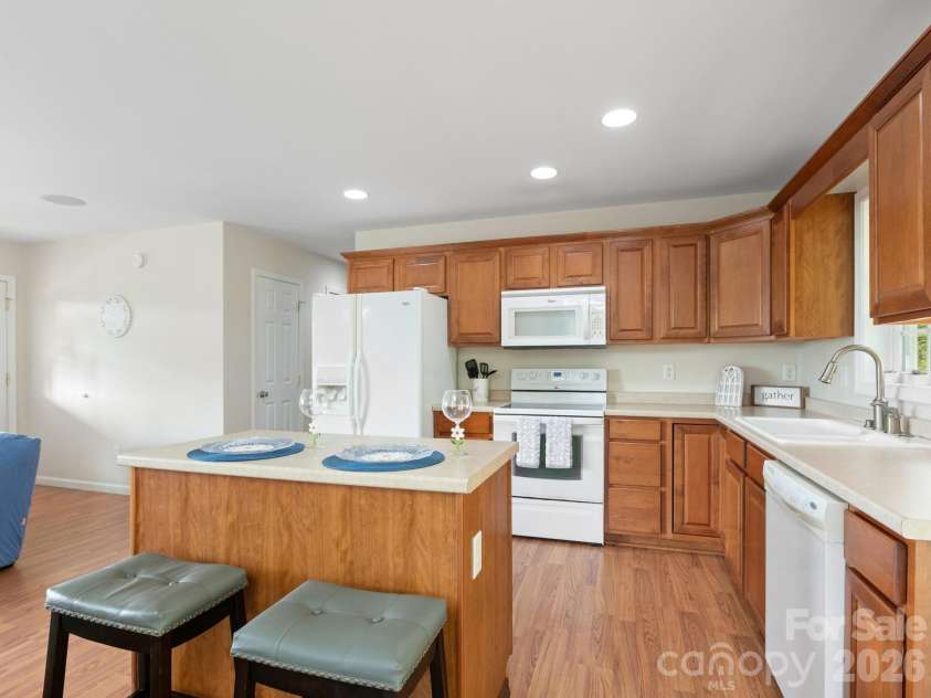 67 Burney Mountain Road, Fletcher, NC 28732.  MLS# CAR4409847, YatesRealty ID 42252. 