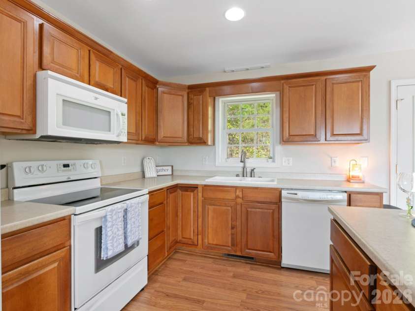 67 Burney Mountain Road, Fletcher, NC 28732.  MLS# CAR4409847, YatesRealty ID 42252. 