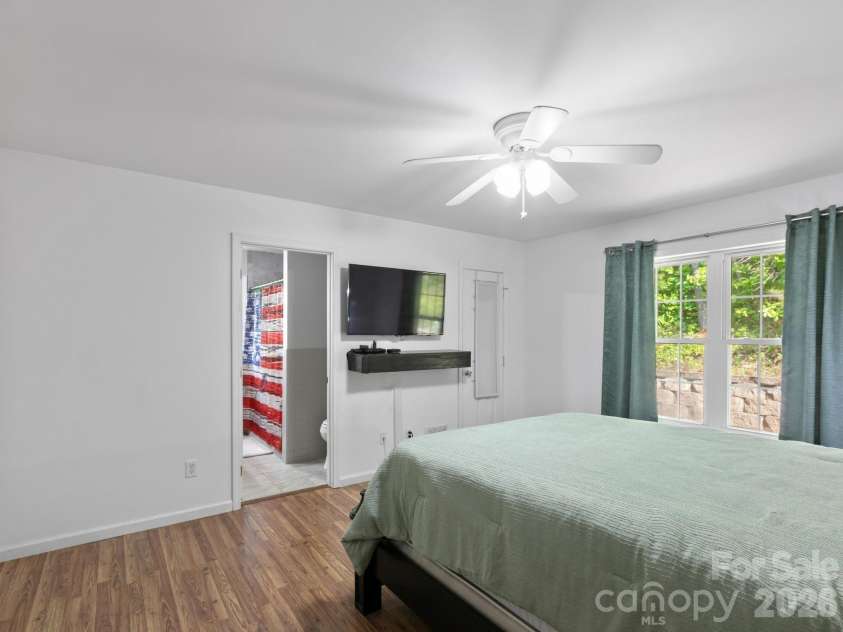 67 Burney Mountain Road, Fletcher, NC 28732.  MLS# CAR4409847, YatesRealty ID 42252. 