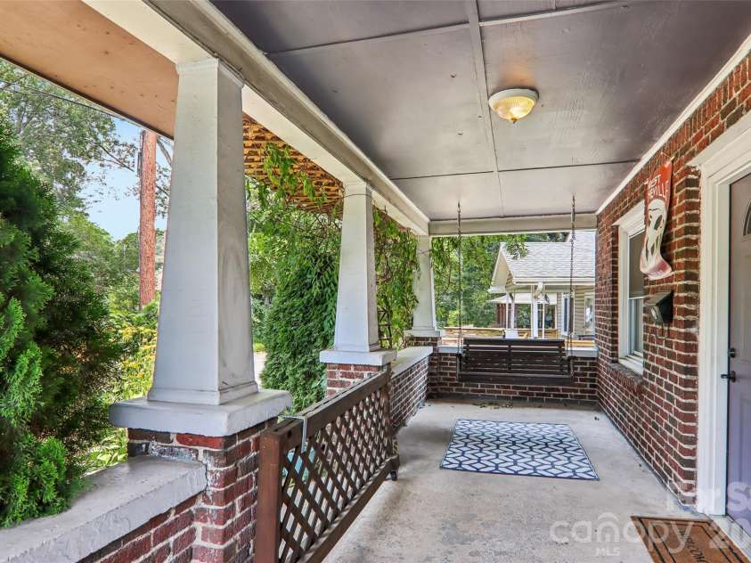 276 State Street, Asheville, NC 28806.  MLS# CAR4408839, YatesRealty ID 42253. 