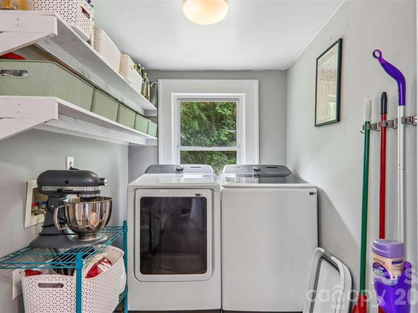 276 State Street, Asheville, NC 28806.  MLS# CAR4408839, YatesRealty ID 42253. 