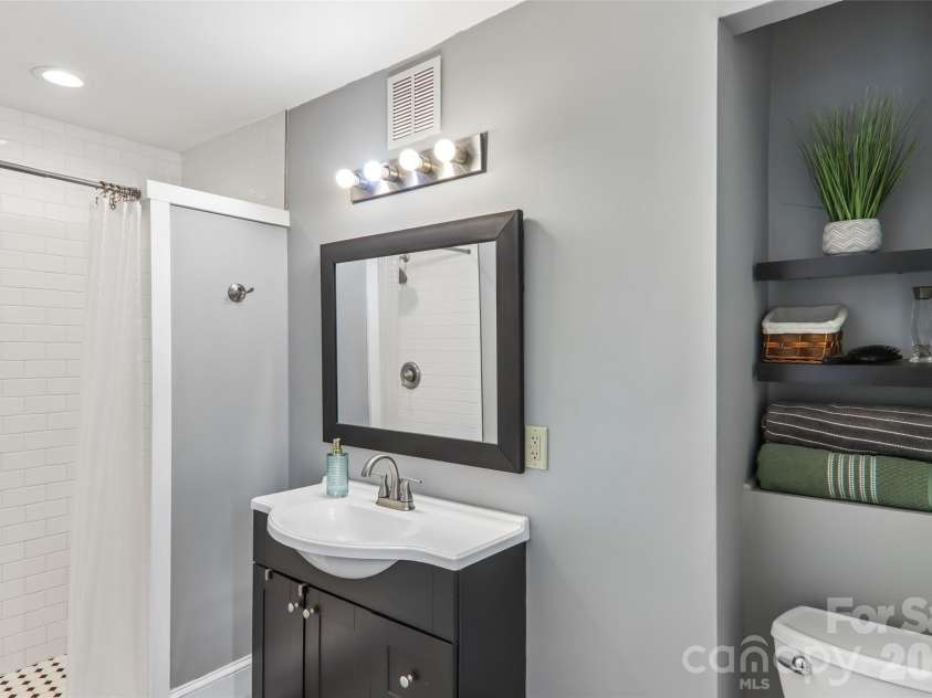 276 State Street, Asheville, NC 28806.  MLS# CAR4408839, YatesRealty ID 42253. 